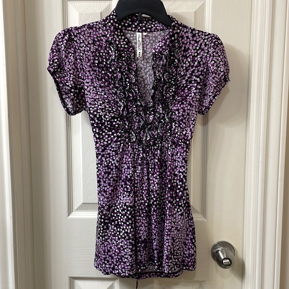 Heart Soul geometric ruffle top